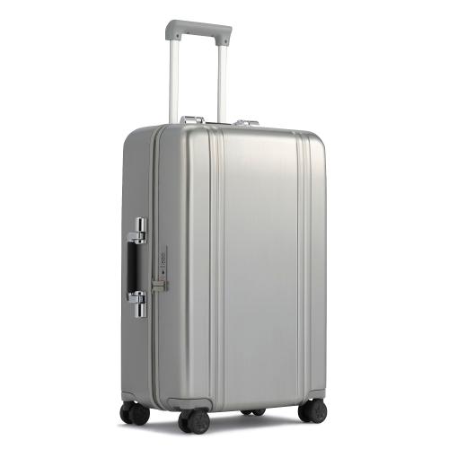 ZERO HALLIBURTON＞Classic Lightweight 3.0 Cabin-S Travel Case54L