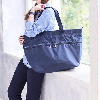 ANAIWiLeSportsac for ANA@CARLIN ZIP TOP TOTE BAGiDEEP BLUE~Azure Bluej