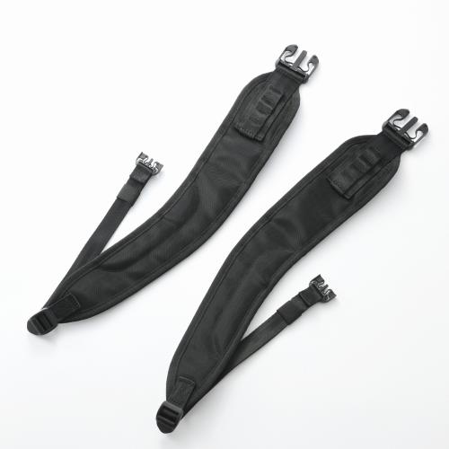 ショルダーハーネス:全面メッシュ素材で着脱式、水洗いが可能です