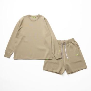 ChillSTSmooth Tech Knit Long Tee + Smooth Tech Knit Shorts