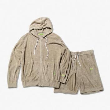 ChillSTCloud pile Hoodie + Cloud pile Shorts