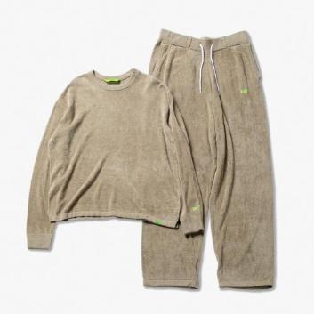 ChillSTCloud pile long Tee + Cloud pile Pants