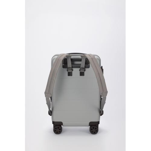 ���E�\�ȃV�����_�[�n�[�l�X���t��