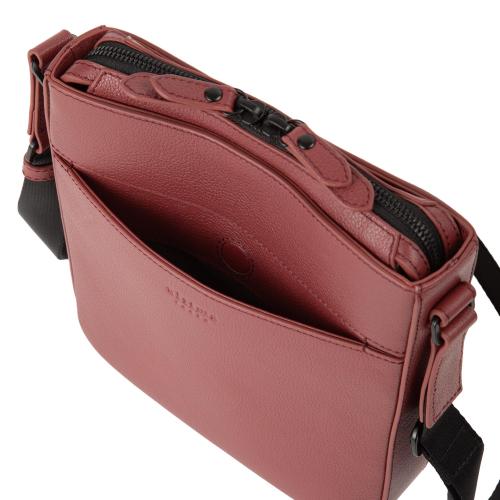 �@�\�ƃf�U�C���������킹���V���v���ȃt���b�g�|�P�b�g