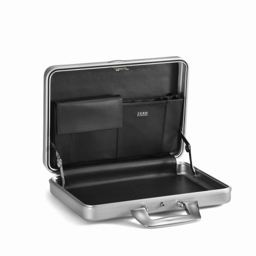 �~�j�}���Ŏ��p�I�ȓ���