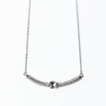 ���A�r�X�e�����^���o�[�l�b�N���X