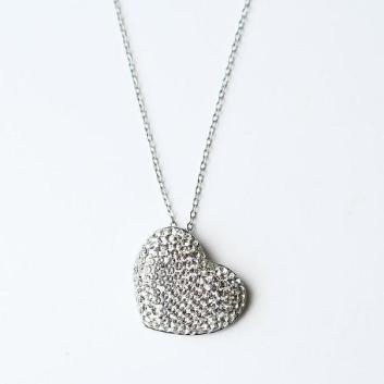 ���A�r�X�e���n�[�g���`�[�t�y���_���g�l�b�N���X