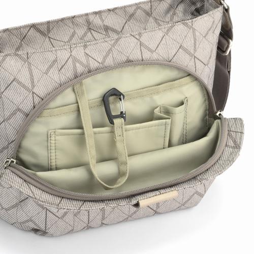 �����ނ��X���[�Y�ɏo������ł���傫�߂̃t�����g�|�P�b�g