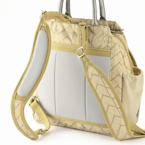 �w�ʂƃ����b�N�x���g���ɂ͑����f�ނ��̗p