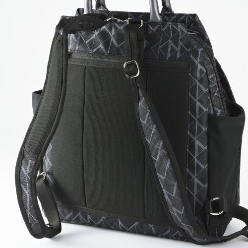 �w�ʂƃ����b�N�x���g���ɂ͑����f�ނ��̗p