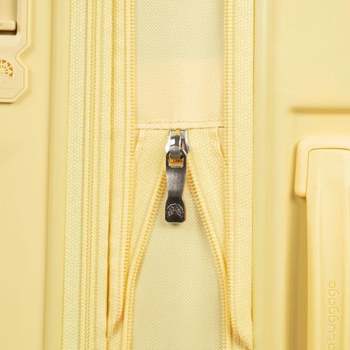 �g���t�@�X�i�[