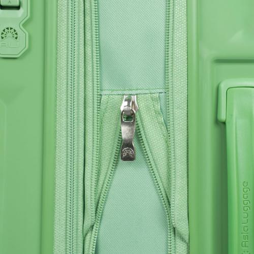 �g���t�@�X�i�[