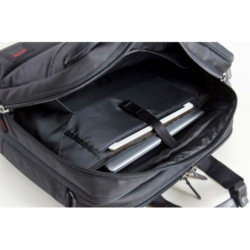 �{�̑O���[������PC�|�P�b�g