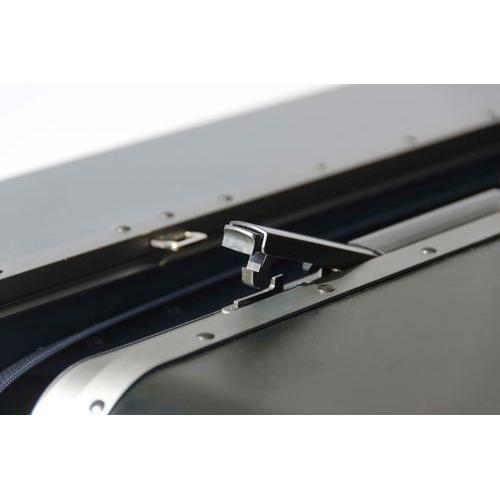 �����^�b�`�ȃ��b�N���o�[