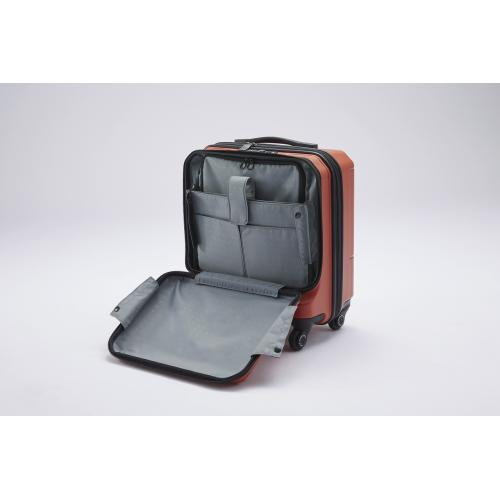 �|�P�b�g���㕔�t�@�X�i�[��胁�C���C���փA�N�Z�X�\