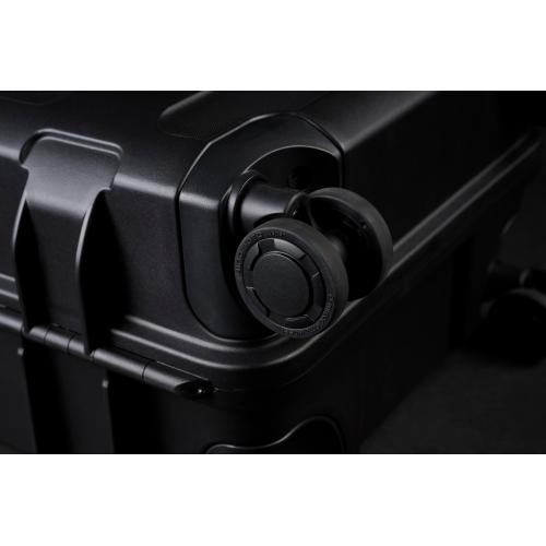 360�x�É��L���X�^�[